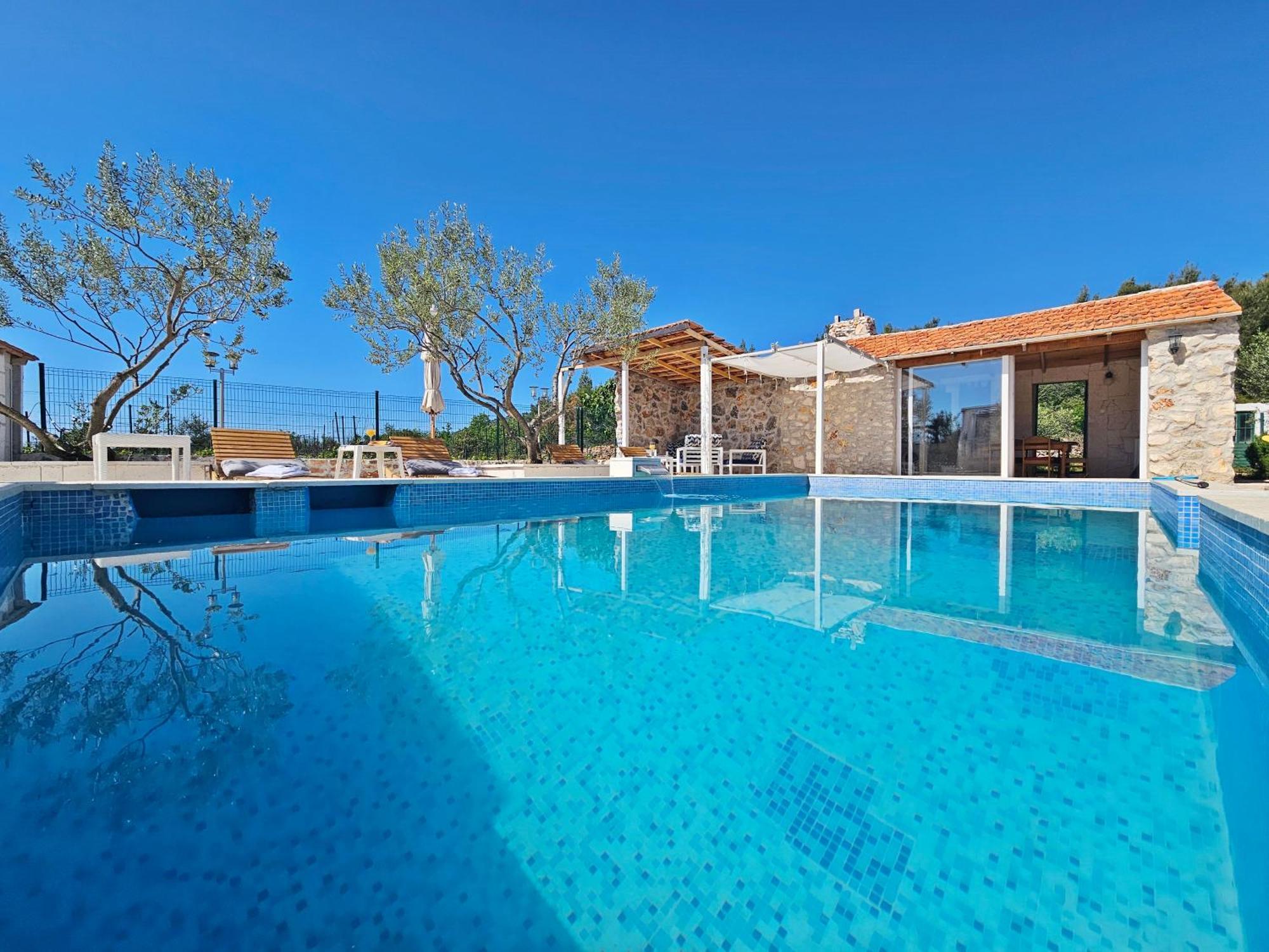 Flamingo - House With Private Pool Βίλα Gornji Seget Εξωτερικό φωτογραφία